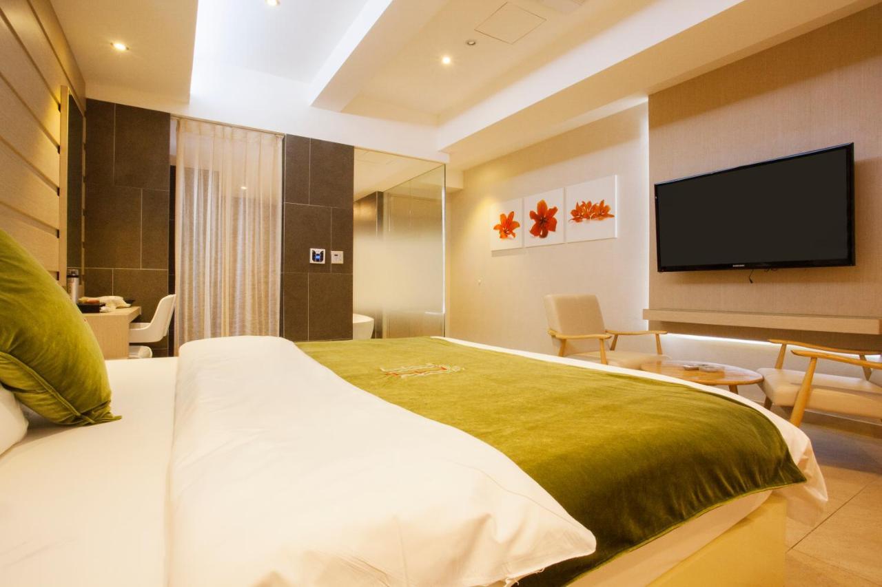 Suwon Reve Hotel Екстериор снимка