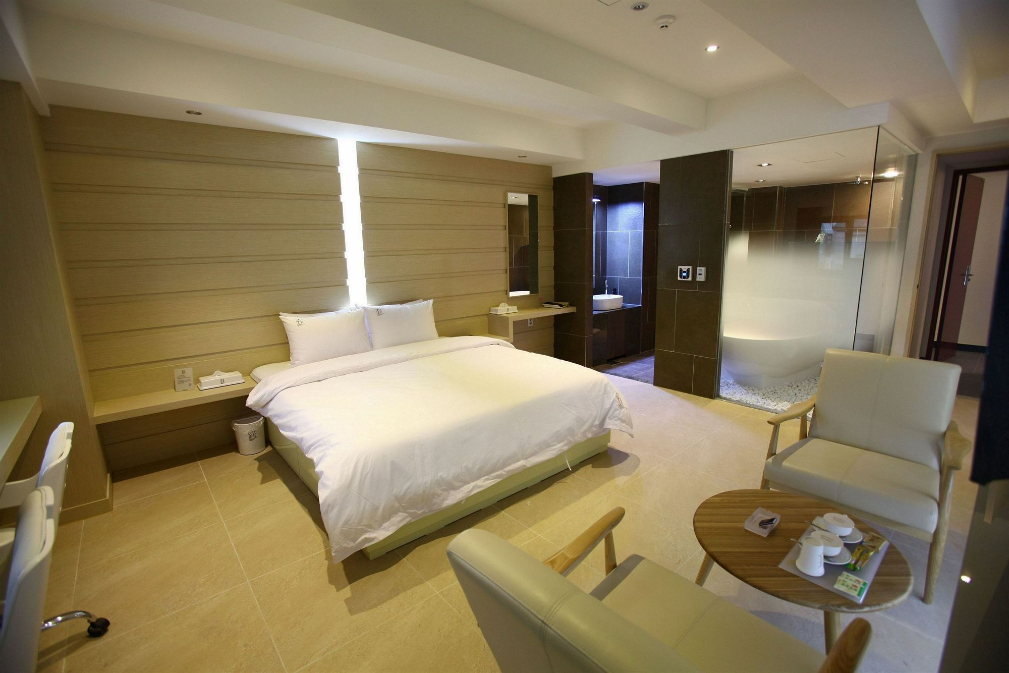 Suwon Reve Hotel Стая снимка